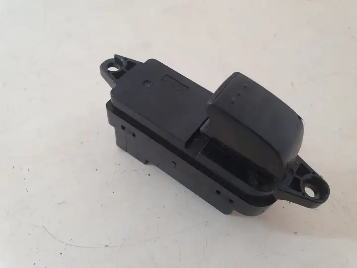 Mazda 5 (2005 - 2010) CC3366370A Кнопка стеклоподъемников — фото 1