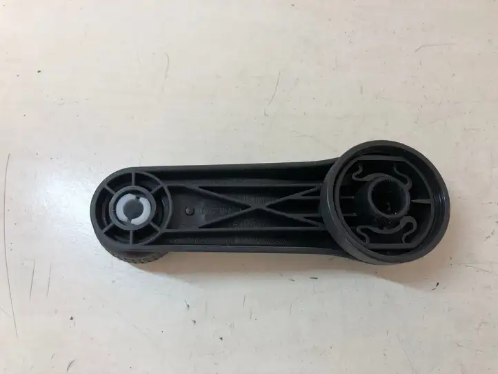 Volkswagen PASSAT B6 (2005 - 2010) 6Q0837581A Ручка стеклоподъемника — фото 3