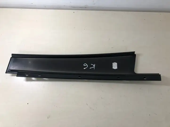 BMW 3 E90 E91 (2005 - 2012) Накладка стекла задней двери — фото 2