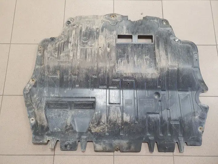 Volkswagen PASSAT B6 (2005 - 2010) 3C0825237H Защита двигателя — фото 1