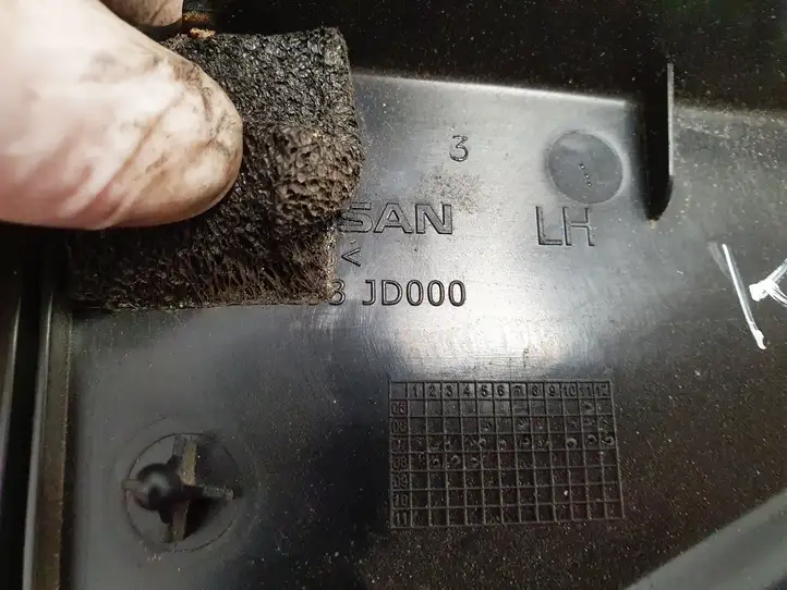 Nissan Qashqai (2006 - 2010) 82293JD000 Прочая отделка задней двери — фото 3