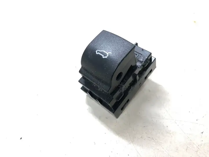 BMW X5 F15 (2013 - 2017) 9318704 Кнопка закрытия крышки багажника — фото 1
