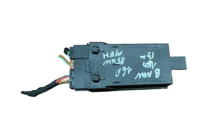 BMW 1 F20 F21 (2011 - 2019)  921646801 Реле обогрева