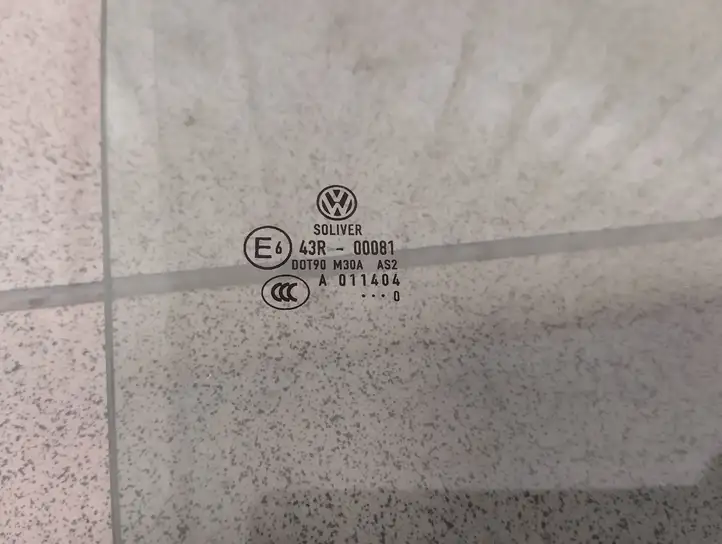Volkswagen PASSAT B6 (2005 - 2010) 00081 Стекло задней двери — фото 2