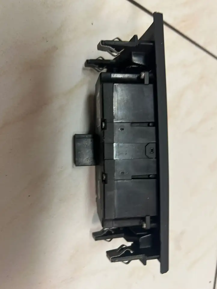 BMW X6 E71 (2008 - 2014) 913472702 Включатель фонарей — фото 3