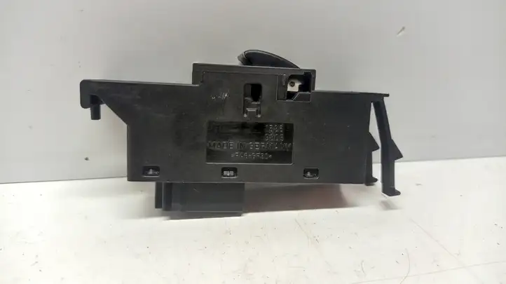 BMW 3 E46 (1998 - 2005) 6902176 Кнопка стеклоподъемников — фото 4