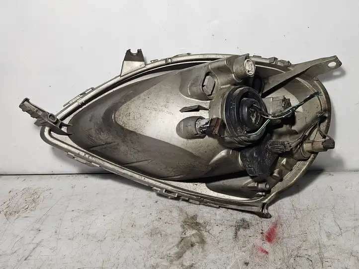 Toyota Yaris (1999 - 2003) 811300D01100 Передняя фара — фото 3