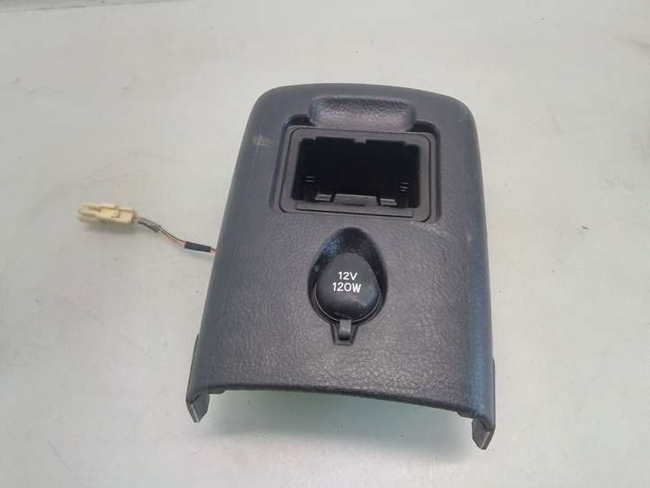 Toyota Avensis T250 (2003 - 2006)  5892305020 Другая центральная деталь консоли (туннеля)
