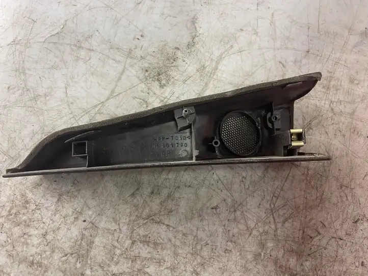 Mitsubishi Grandis (2003 - 2012)  Mn151790 Громкоговоритель (громкоговорители) высокой частоты в передних дверях