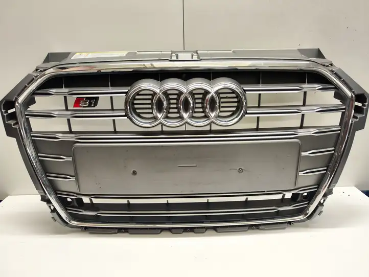 Audi S1 (2014 - 2019) 8XA853651 Верхняя решетка радиатора — фото 1