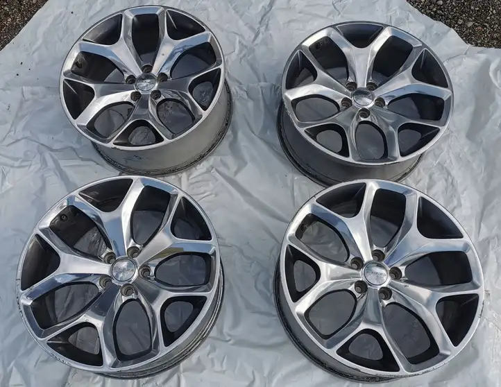 Dodge Challenger (2014 - ) 1ZV91TRMAB Легкосплавный колесный диск R20 — фото 1
