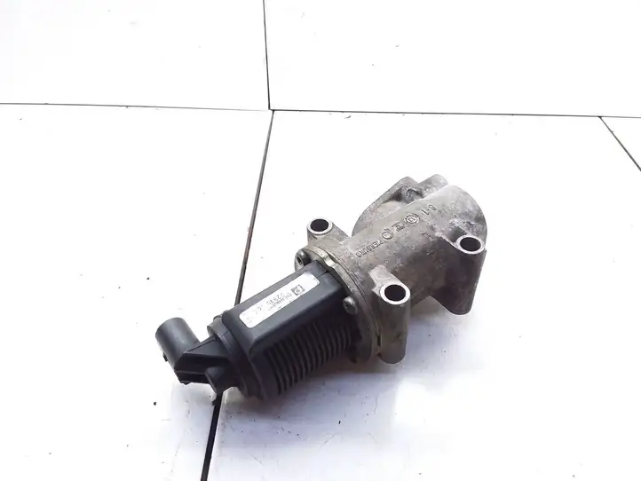 Opel Zafira (2003 - 2006)  722946380 Клапан EGR