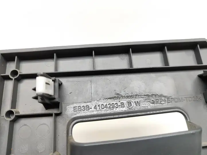 Ford Ranger (2015 - 2019)  EB3B4104293B Крышка ящика предохранителей