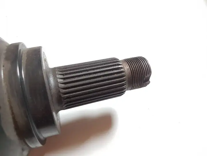 BMW 5 F10 F11 (2009 - 2016)  7581022 Задняя полуось