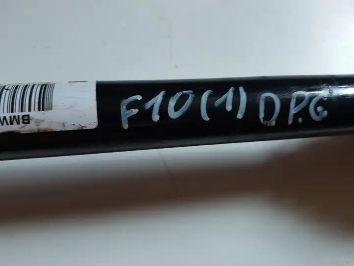 BMW 5 F10 F11 (2009 - 2016)  7581022 Задняя полуось