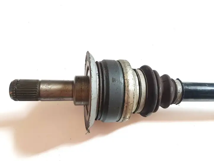 BMW 5 F10 F11 (2009 - 2016)  7581022 Задняя полуось