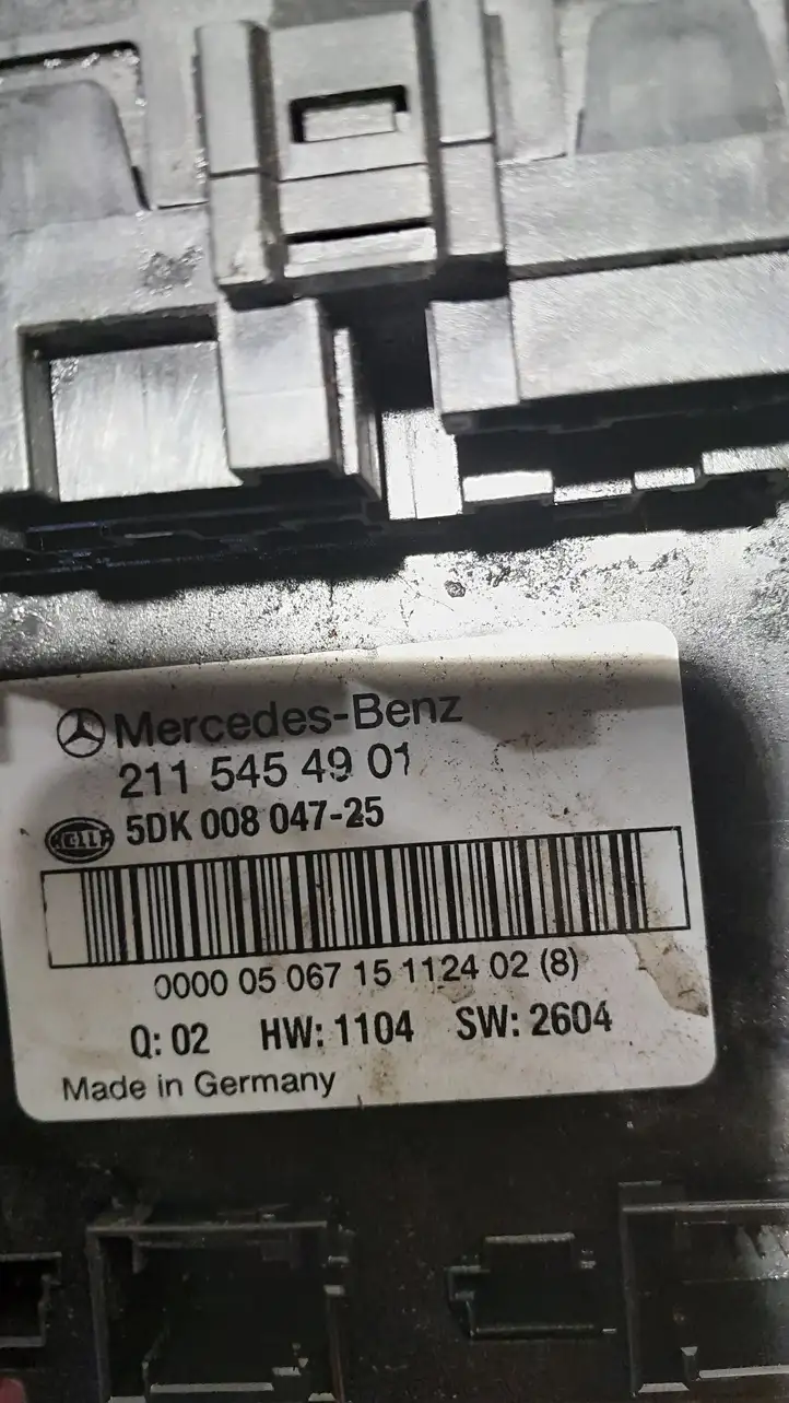 Mercedes-Benz E W211 (2002 - 2009) 2115454901 Крышка ящика предохранителей — фото 2