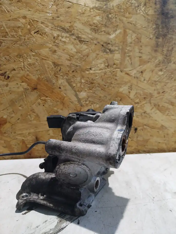 Citroen C5 (2004 - 2008) 9671398180 Клапан EGR — фото 4
