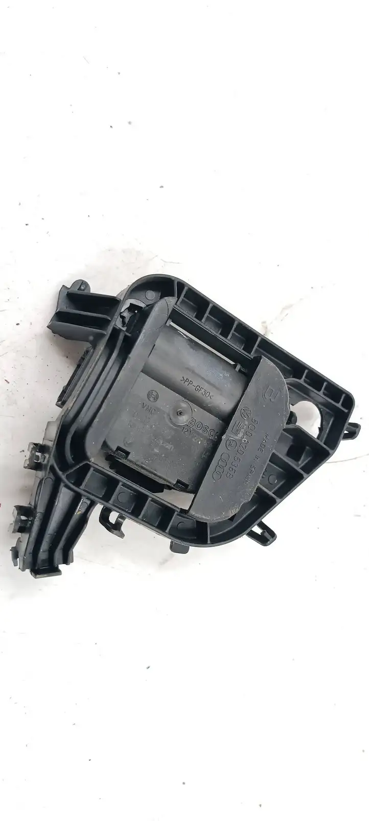 Volkswagen Fox (2009 - 2011) 6Q0820536B Двигатель задвижки потока воздуха — фото 1