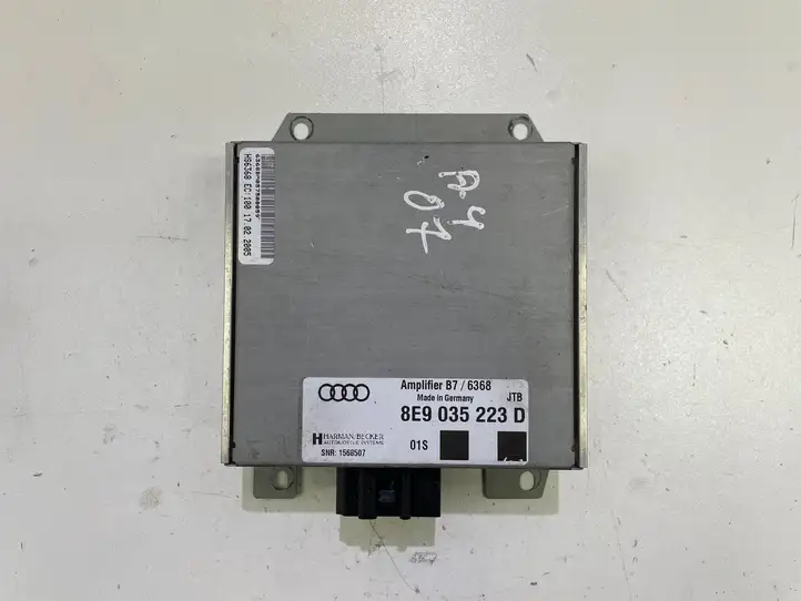 Audi A4 S4 B7 8E 8H (2004 - 2009) 8E9035223D Усилитель звука — фото 1