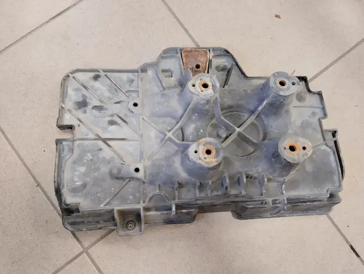 Seat Leon (1M) (1998 - 2006) 1J0915333 Площадка аккумулятора — фото 2