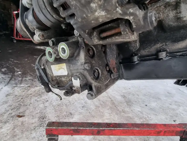 Ford Focus (1998 - 2004) YS4H19D629AC Компрессор (насос) кондиционера воздуха — фото 2