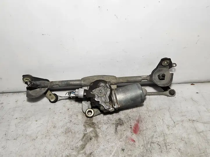 Toyota Yaris (1999 - 2003) 851100D020 Двигатель стеклоочистителей — фото 1