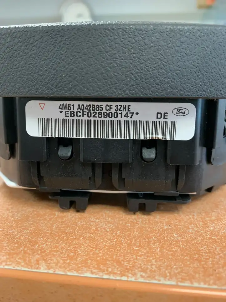 Ford Mondeo MK IV (2007 - 2014) 4M51A042B85CF Подушка безопасности руля — фото 3