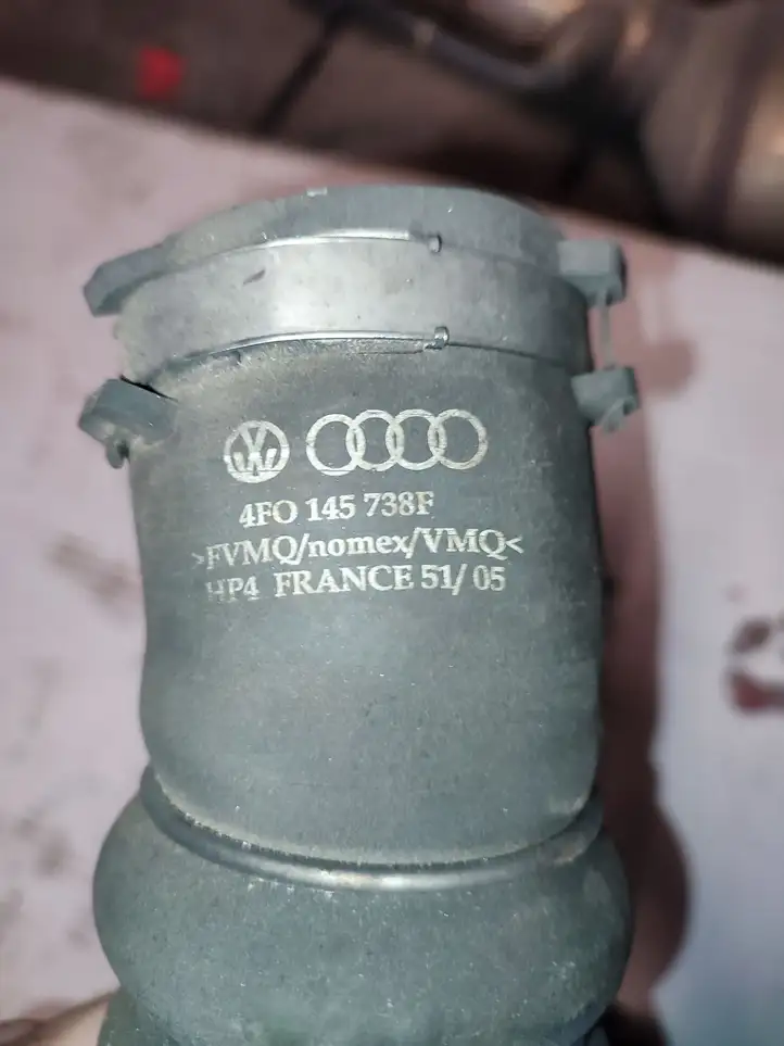 Audi A6 S6 C6 4F (2008 - 2011) 4F0145738 Трубки интеркулера / Шланги интеркулера — фото 3