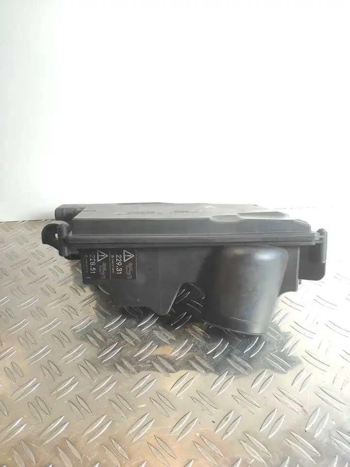 Mercedes-Benz ML W164 (2005 - 2011) A6420940204 Корпус воздушного фильтра — фото 3