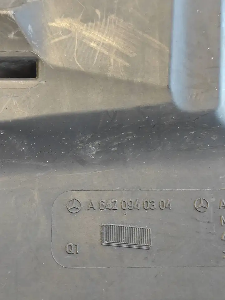 Mercedes-Benz ML W164 (2005 - 2011) A6420940304 Корпус воздушного фильтра — фото 7