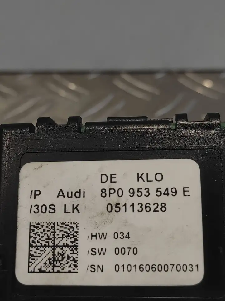 Audi A3/S3 8P (2004 - 2008) 8P0953549E Прочие блоки управления — фото 4