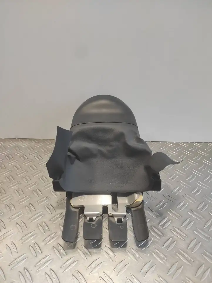 Audi A3/S3 8P (2004 - 2008) 8P0880225 Обшивка рулевой колонки — фото 3