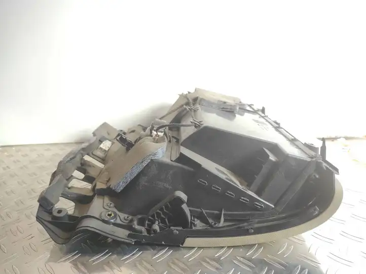 Audi A3/S3 8P (2004 - 2008) 8P1857035B Бардачок в сборе — фото 6