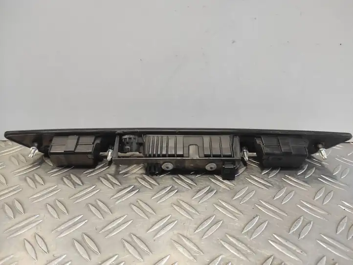 Audi A6 S6 C6 4F (2004 - 2008) 8E0827574C Подсветка номера — фото 2