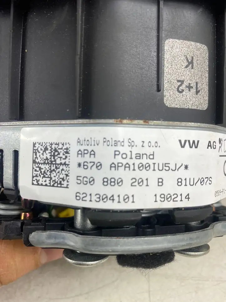 Volkswagen Golf VII (2013 - 2019) 5G0880201B Подушка безопасности руля — фото 6