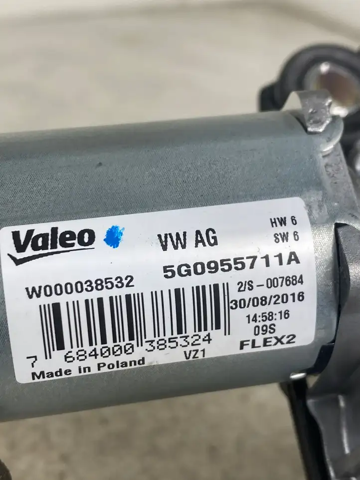 Volkswagen Golf VII (2013 - 2019) 5G0955711A Двигатель стеклоочистителя заднего стекла — фото 5