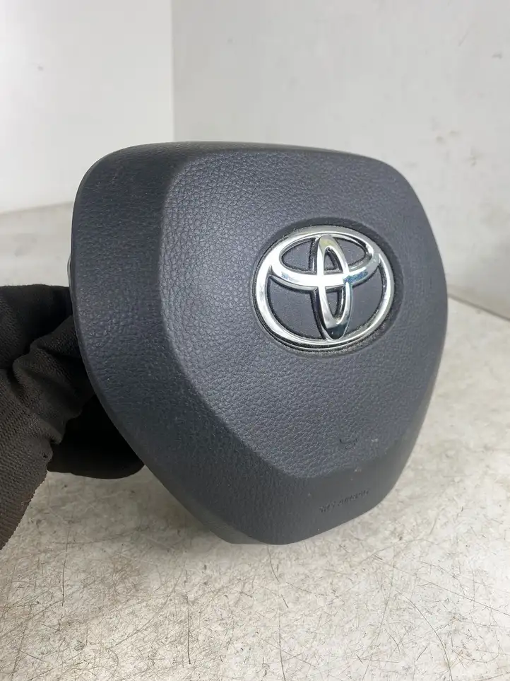 Toyota RAV 4 (XA50) (2018 - ) TG17A02001 Подушка безопасности руля — фото 2