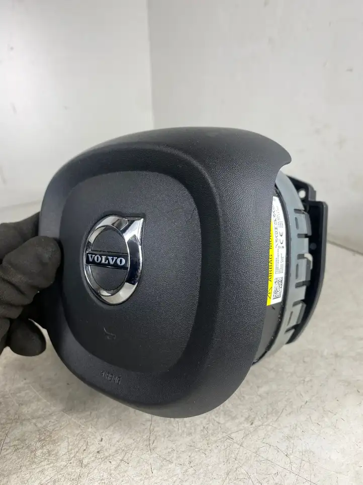 Volvo XC90 (2014 - 2019) P39834785 Подушка безопасности руля — фото 2