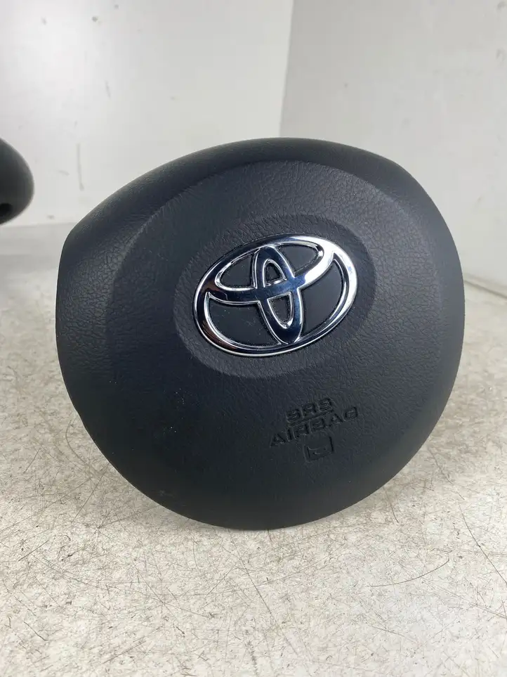 Toyota Yaris (2019 - ) 310093699B4U Подушка безопасности руля — фото 4