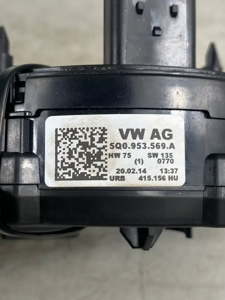 Volkswagen Golf VII (2013 - 2019) 5Q0953569A Контактное кольцо SRS — фото 6