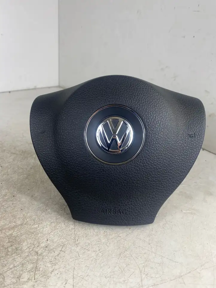 Volkswagen Tiguan (2011 - 2016) 1KM880201G Подушка безопасности руля — фото 1