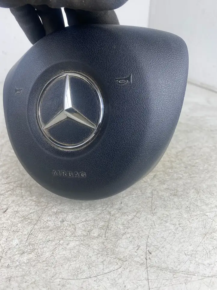Mercedes-Benz C W205 (2014 - 2021) 0008602900 Подушка безопасности руля — фото 3