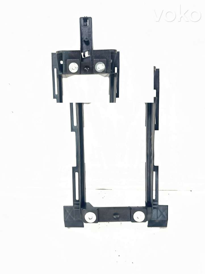 Audi Q5 (2008 - 2012)  8k0863531a Другая центральная деталь консоли (туннеля)