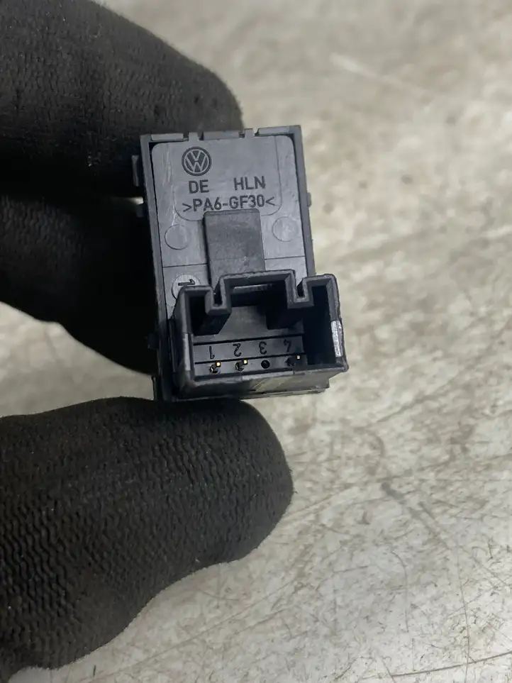 Volkswagen Tiguan (2011 - 2016) 5K0959855 Блок кнопок стеклоподъемников — фото 2