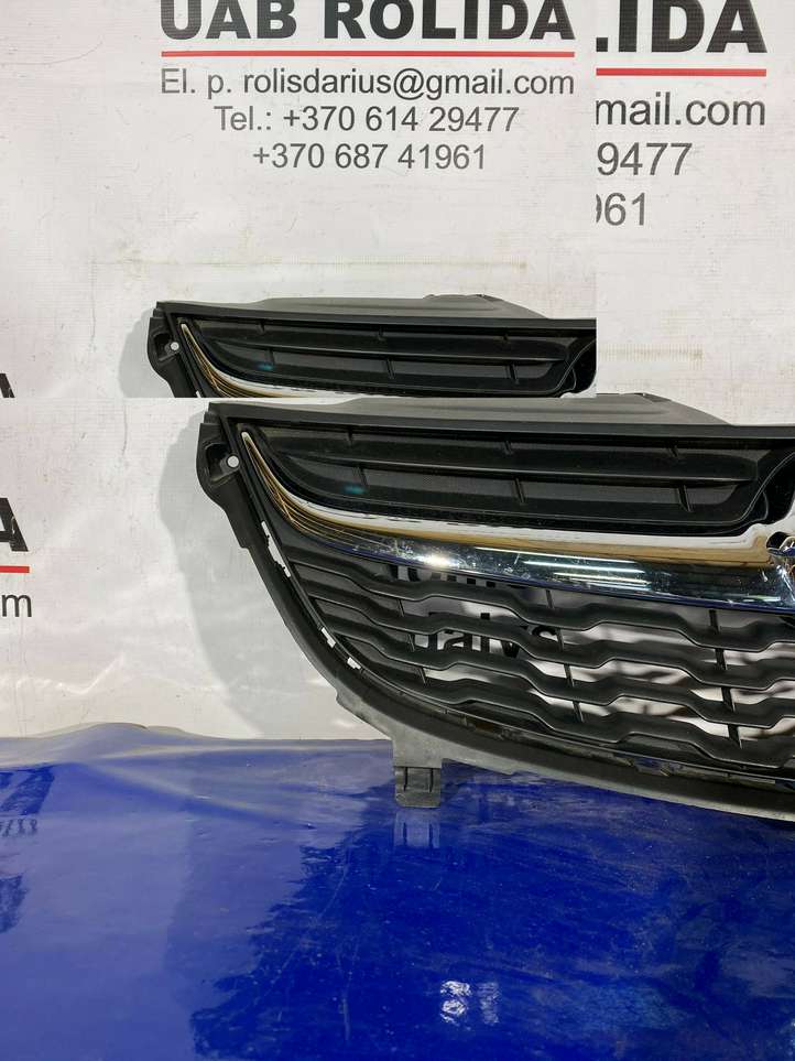 Opel Karl (2015 - )  94514486 Верхняя решётка