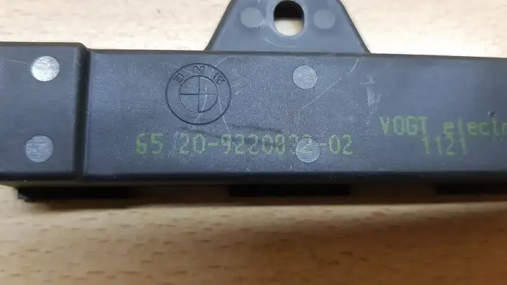BMW 3 F30 F35 F31 (2012 - 2018) 9220832 Антенна бесключевого доступа — фото 3