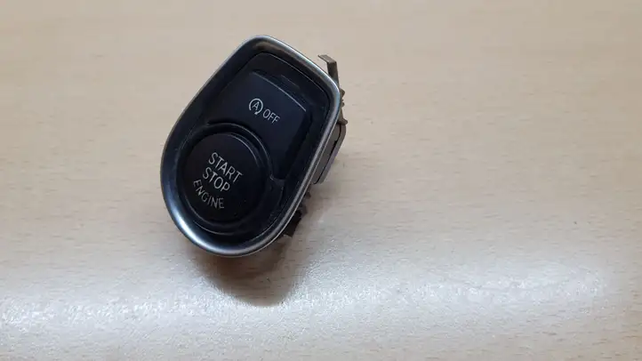 BMW 3 F30 F35 F31 (2012 - 2018) 9250734 Включатель зажигания и стартера — фото 1