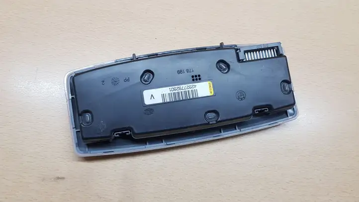 BMW 3 F30 F35 F31 (2012 - 2018) 9277920 Задняя подсветка — фото 3