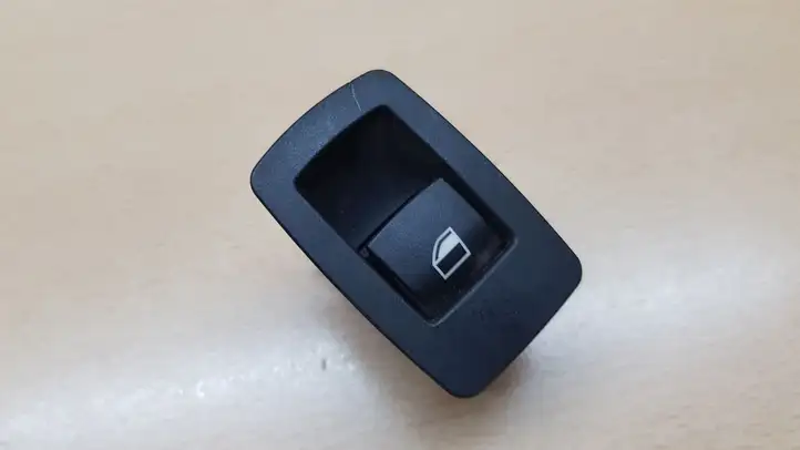 BMW 3 F30 F35 F31 (2012 - 2018) 9208106 Блок кнопок стеклоподъемников — фото 1
